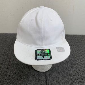 Leader Fitted Hat Mens Size 7 White Solid Acrylic Baseball Cap